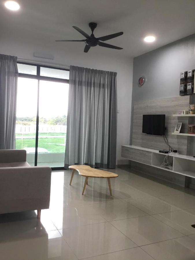 Appartamento The Meadow Park Kampar Esterno foto