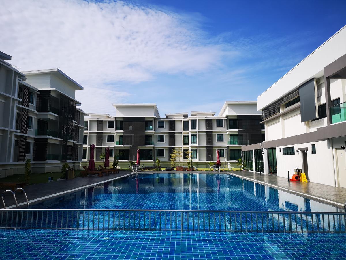 Appartamento The Meadow Park Kampar Esterno foto